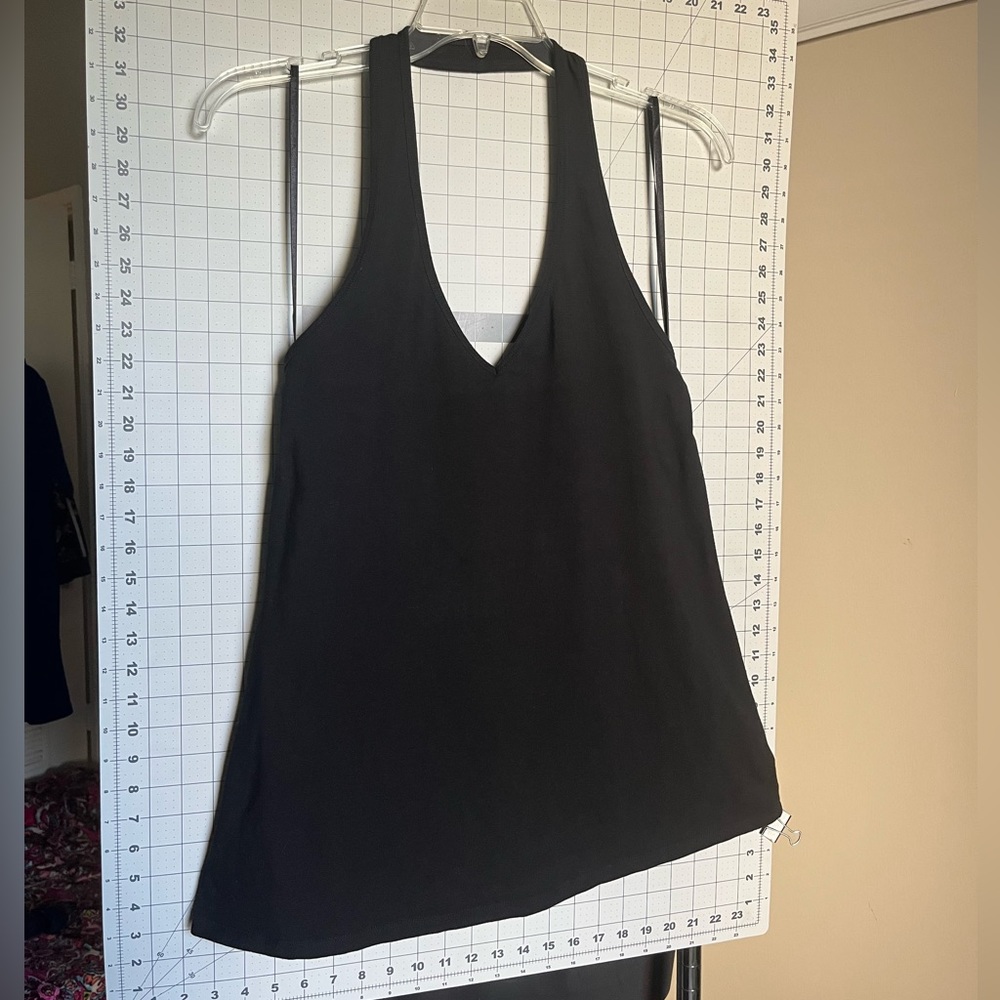 Torrid foxy halter top black size 2